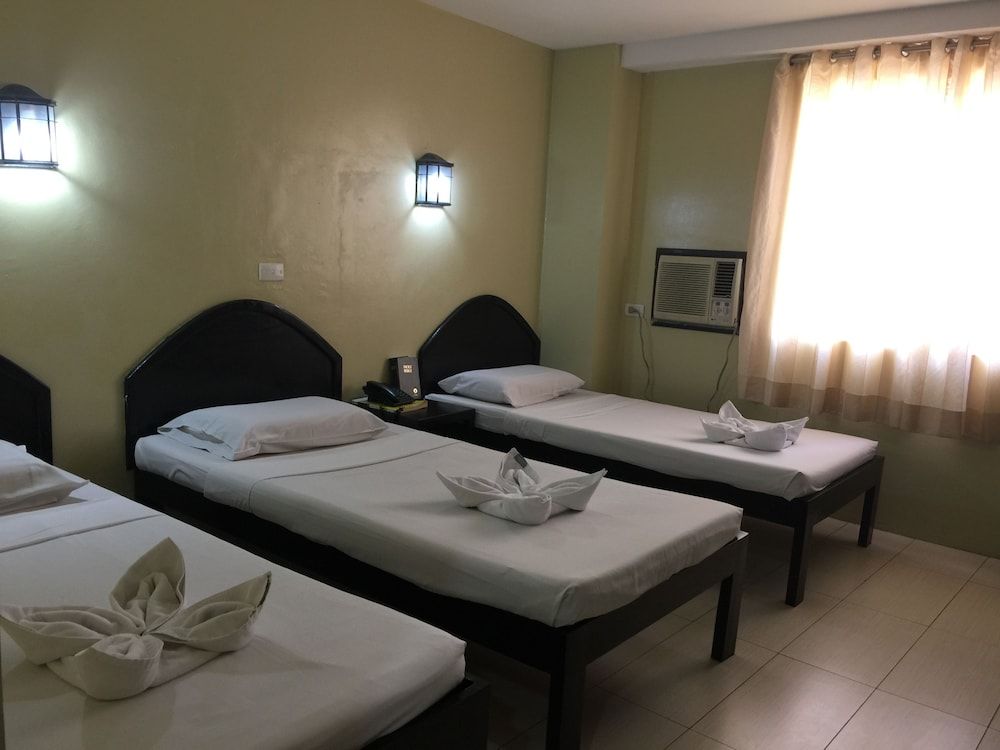 undefined Sampaguita Suites Plaza Garcia