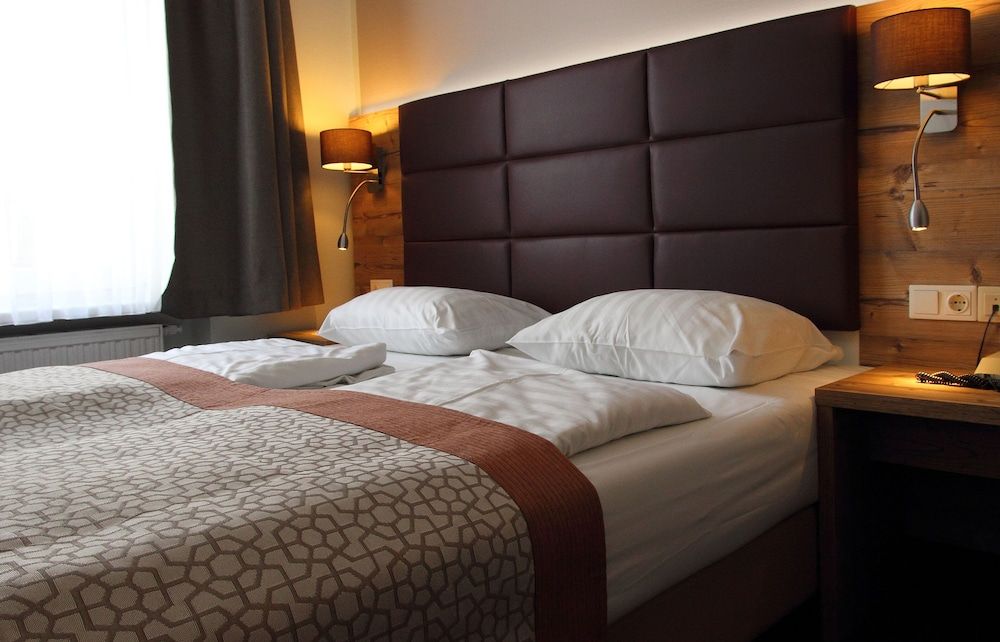 Double Room (Keilberg)
