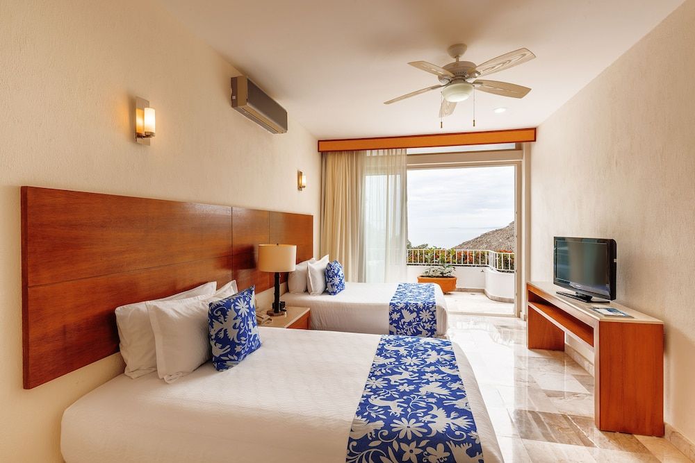 Grand Three Bedrooms