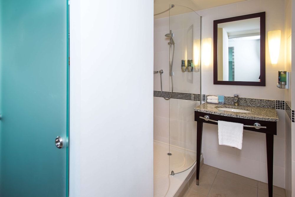 Hampton by Hilton Liverpool City Center Room, 1 Queen Bed 7