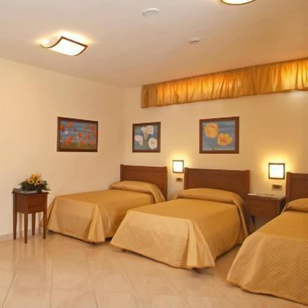 undefined Buono Hotel