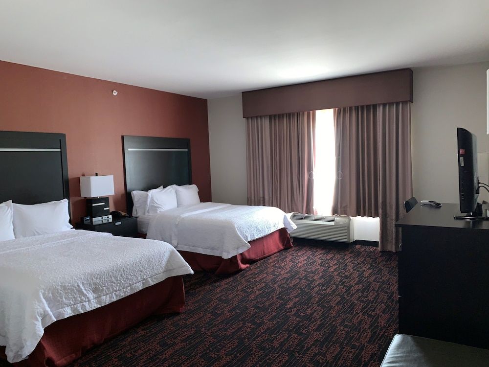 Room, 2 Queen Beds, Accessible, Non Smoking