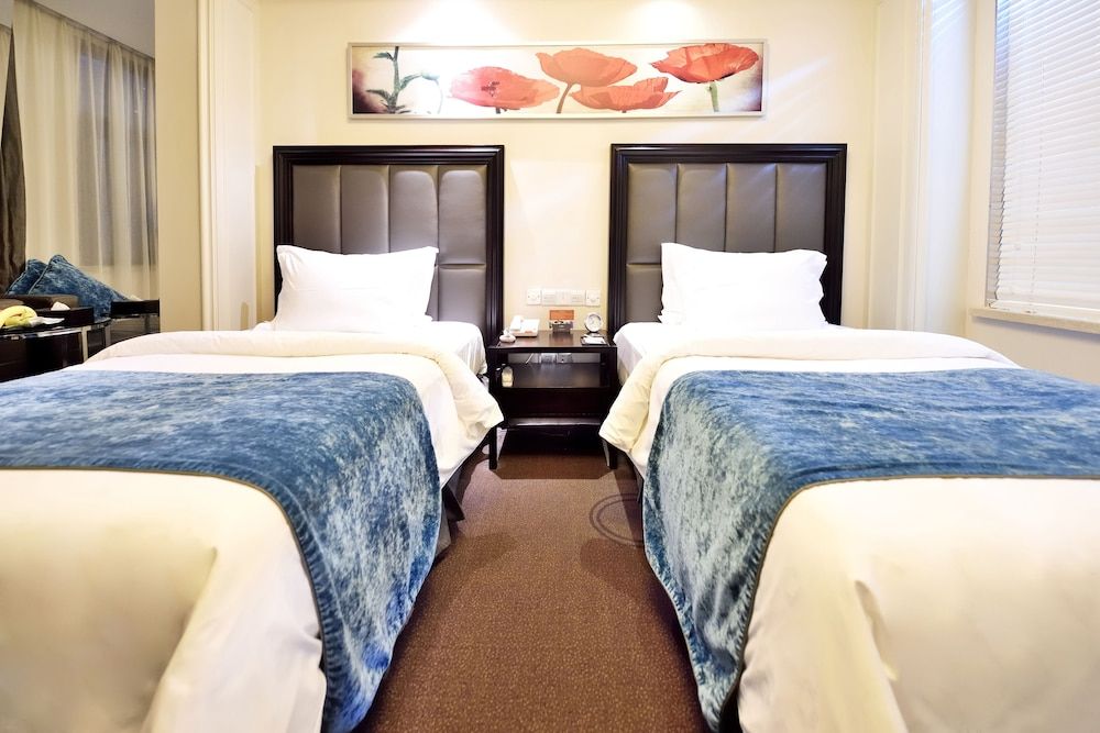 Premier Deluxe Twin Room
