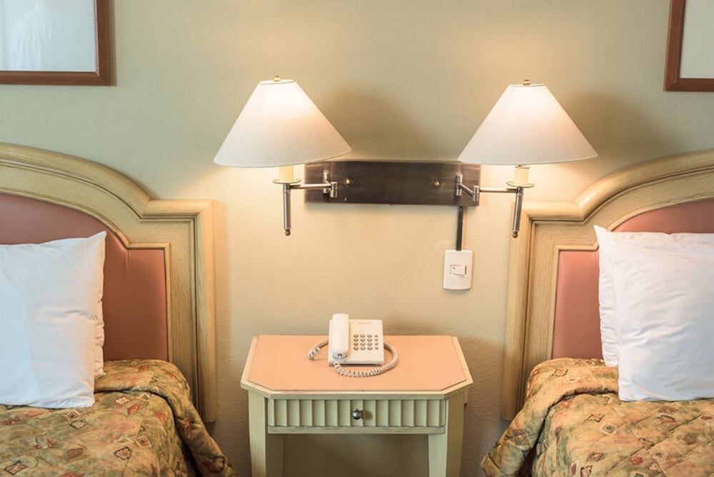 San Francisco Business Class Standard Room, 2 Double Beds 6