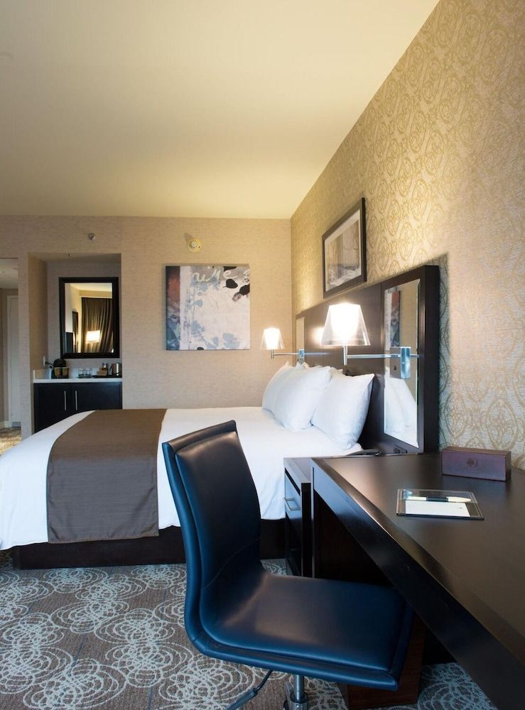 Deluxe Room, 1 King Bed