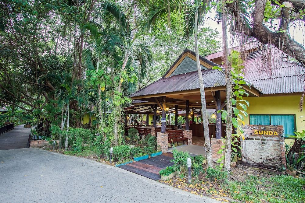 undefined Sunda Resort 5