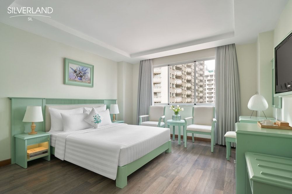 undefined Silverland Sil Hotel 8