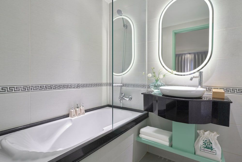 undefined Silverland Sil Hotel 10