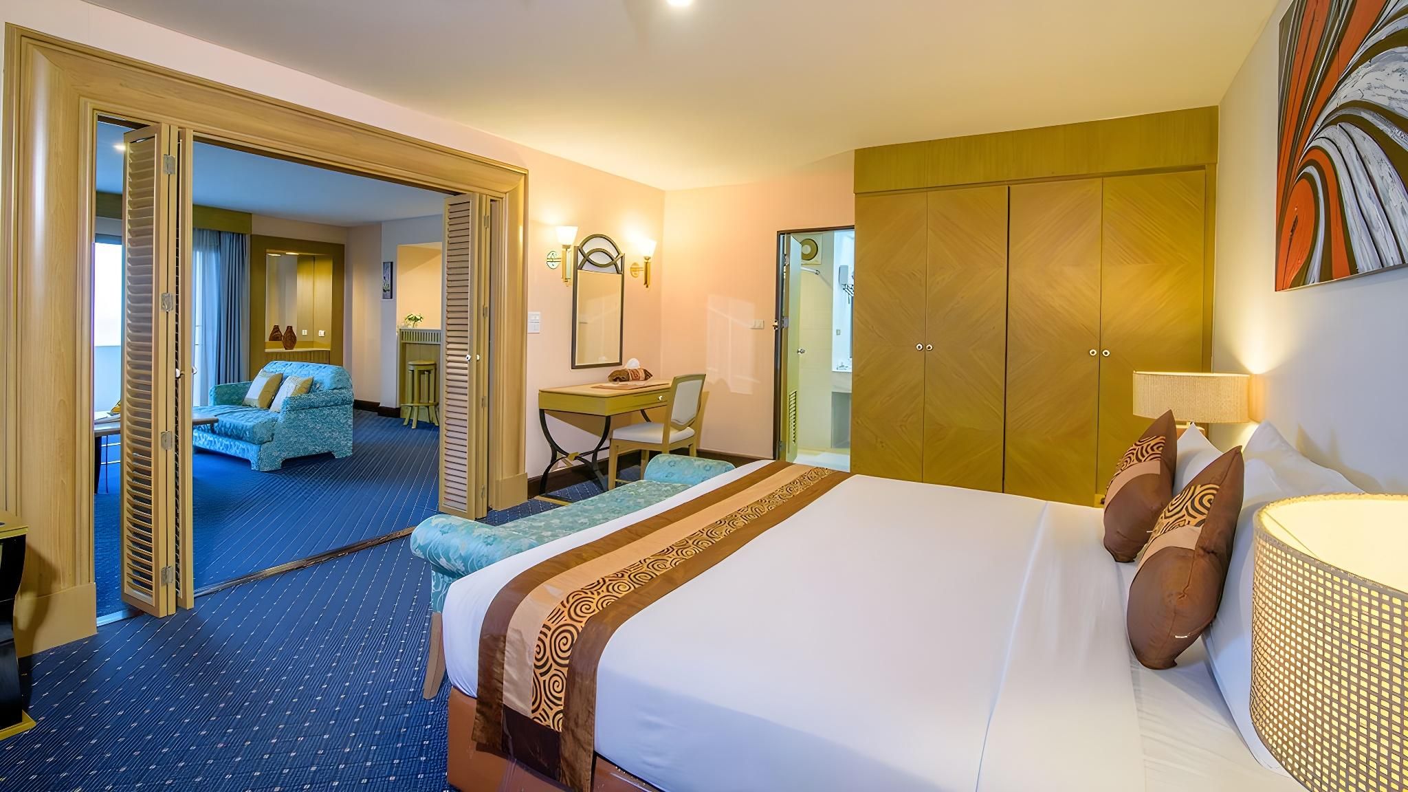 Executive Ocean View Suite