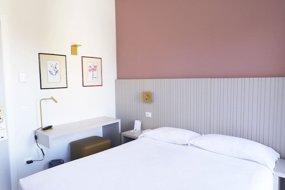 Hotel Fonte Boiola Double Room, 1 Large Twin Bed (French Bed)