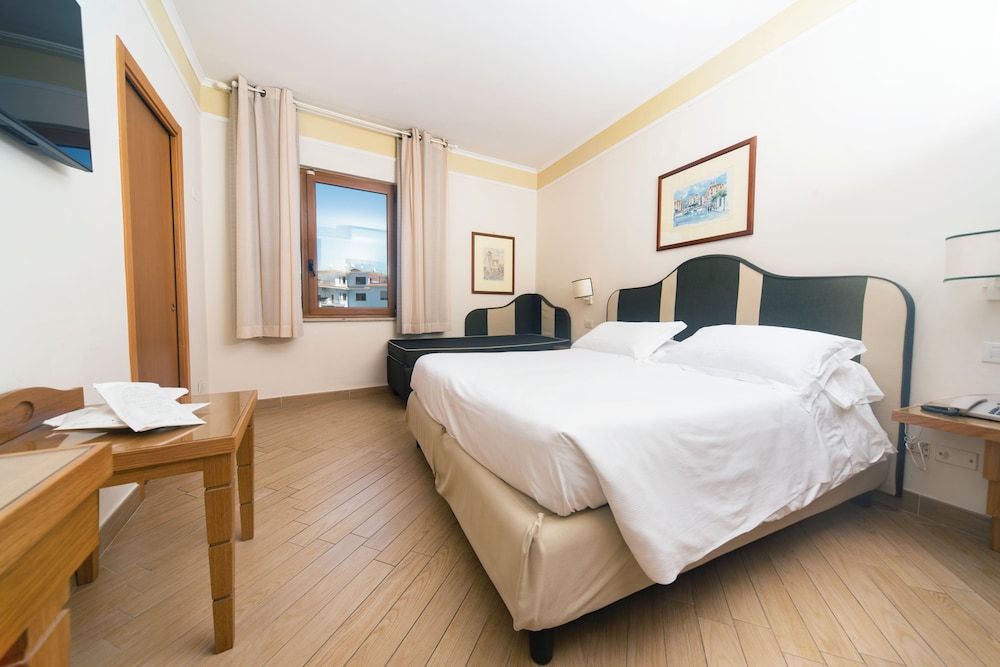 Classic Triple Room