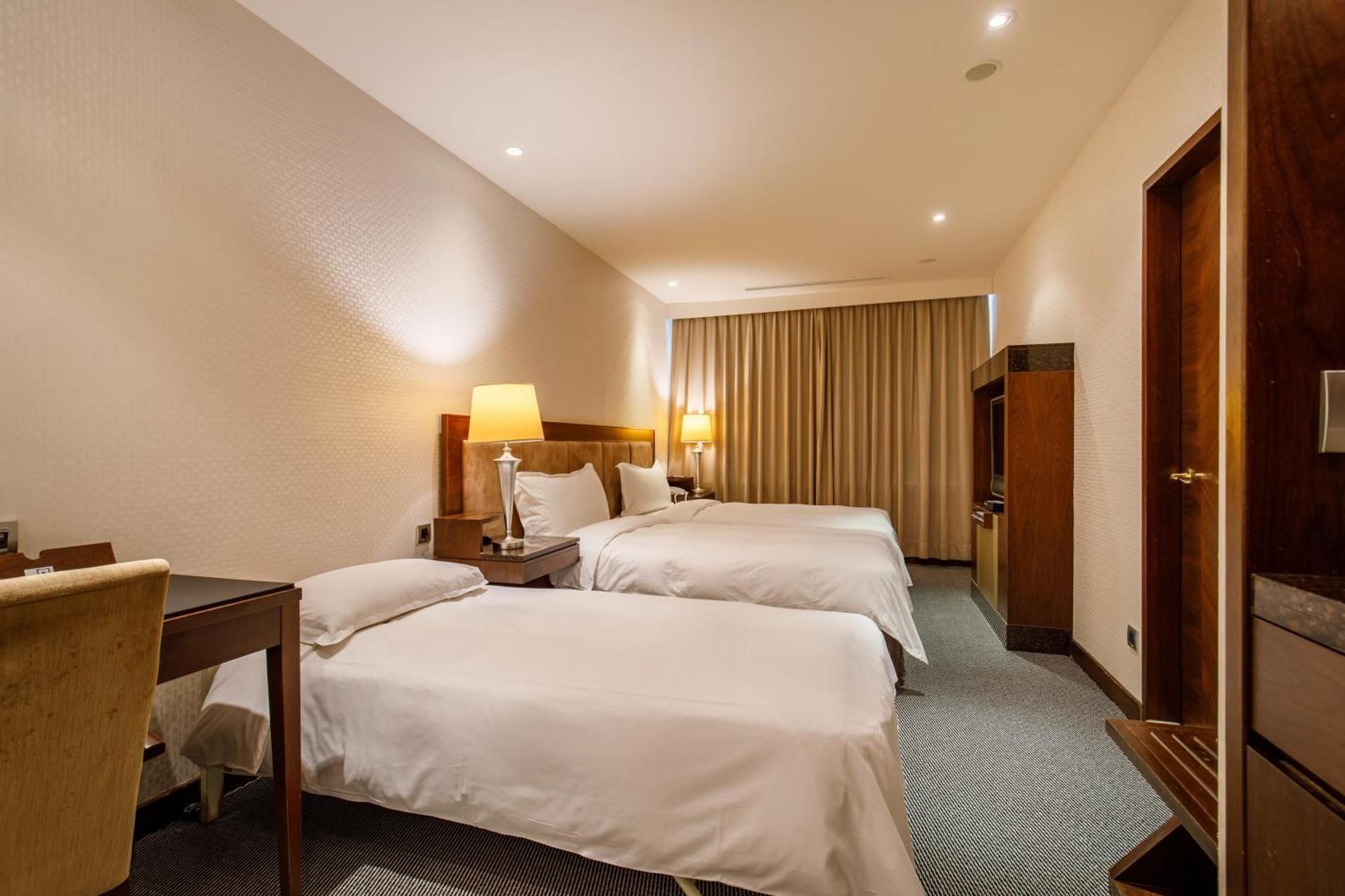 undefined Hotel HD Palace 6