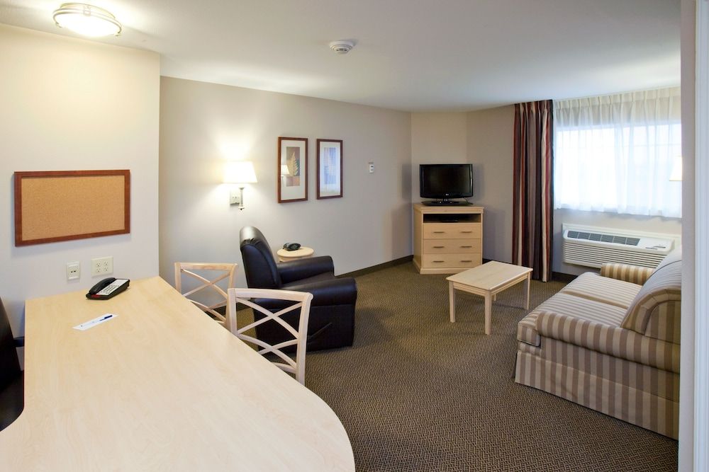 Suite, 1 King Bed