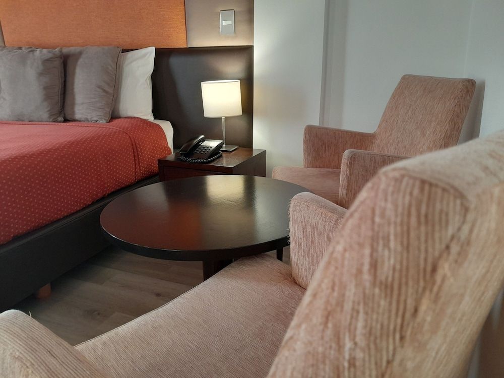 Rochester Calafate Deluxe Room, 1 Queen Bed, Lake View 6