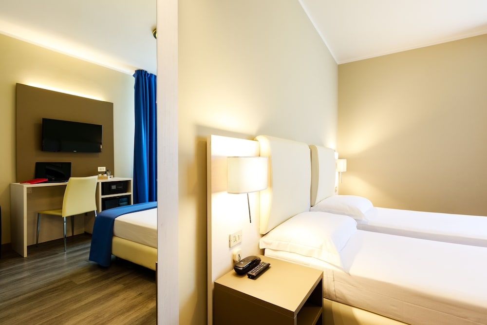 Hotel Oleggio Malpensa Triple Room
