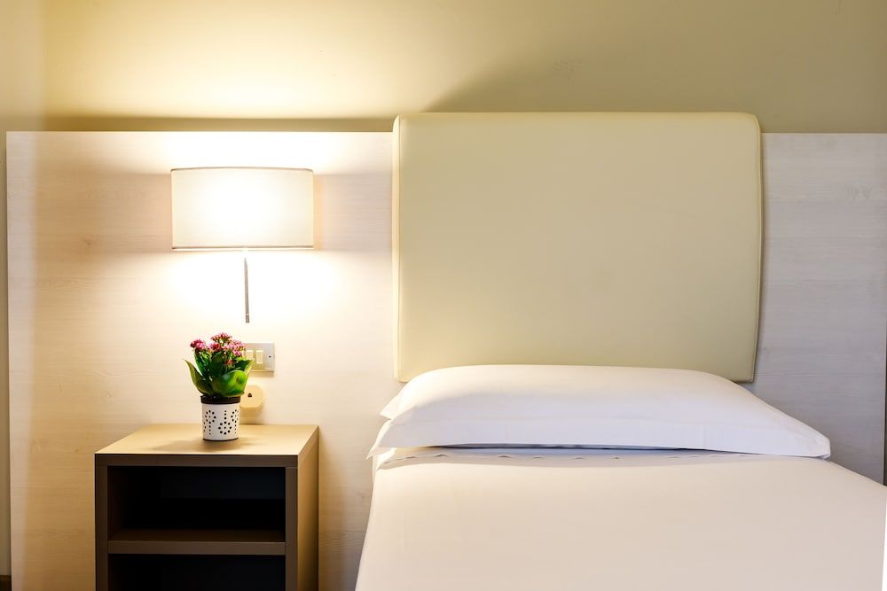 Hotel Oleggio Malpensa Double Room 3