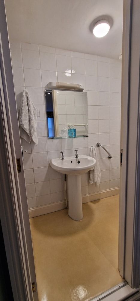 Portland Hotel Executive Double Room, Ensuite 9