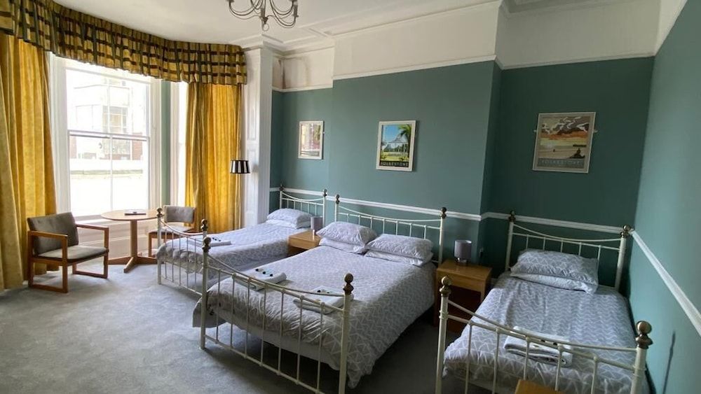 Portland Hotel Basic Suite, Ensuite 2