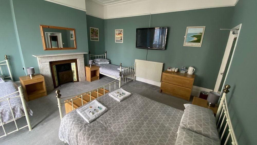 Portland Hotel Basic Suite, Ensuite 7