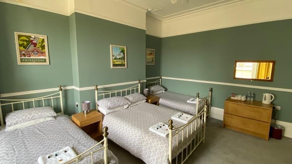 Portland Hotel Basic Suite, Ensuite 3