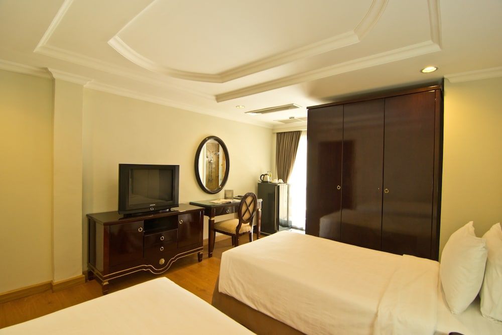 LK Mantra Pura Resort Standard Twin Room 5