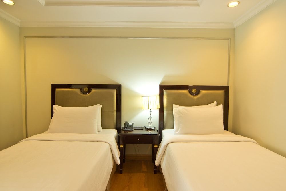 LK Mantra Pura Resort Standard Twin Room 4