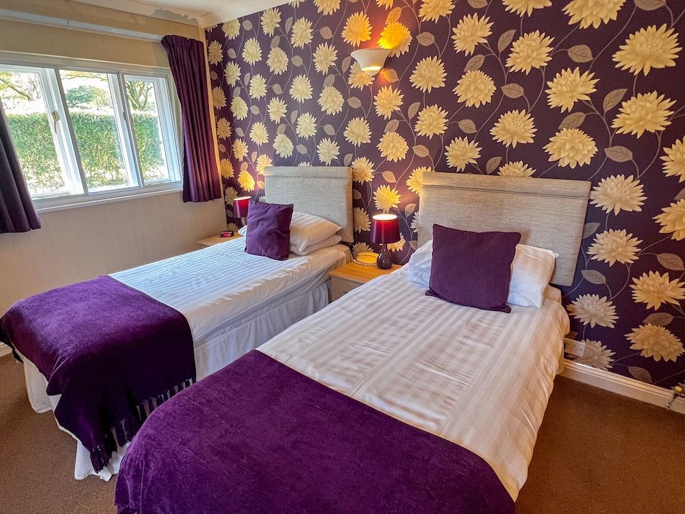 Twin Room, Ensuite
