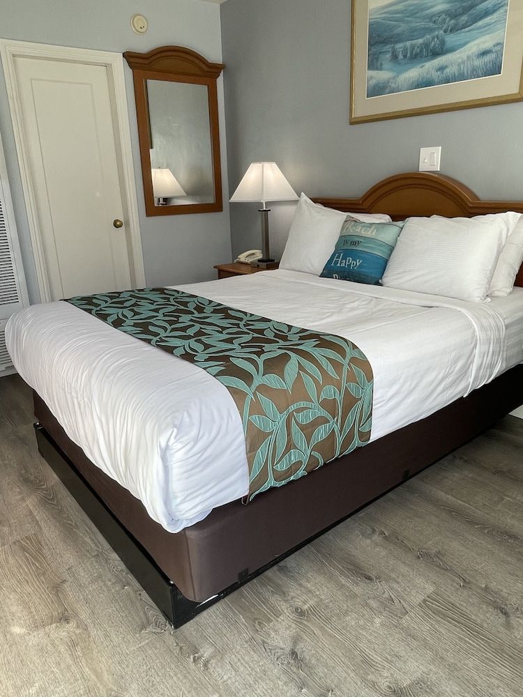 The Palomar Inn Standard Room, 1 Queen Bed, Non Smoking 2