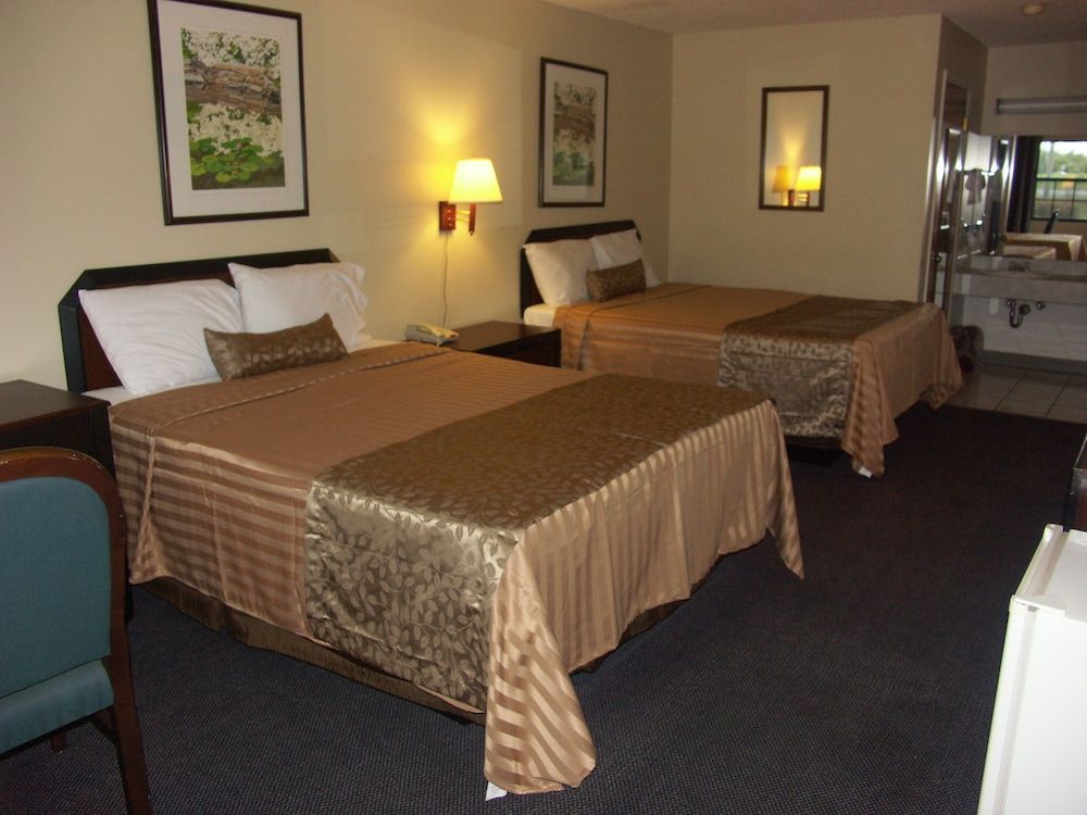 Room, 2 Queen Beds, Non Smoking