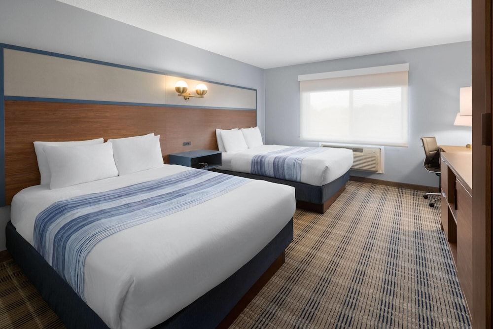 Room, 2 Queen Beds, Non Smoking