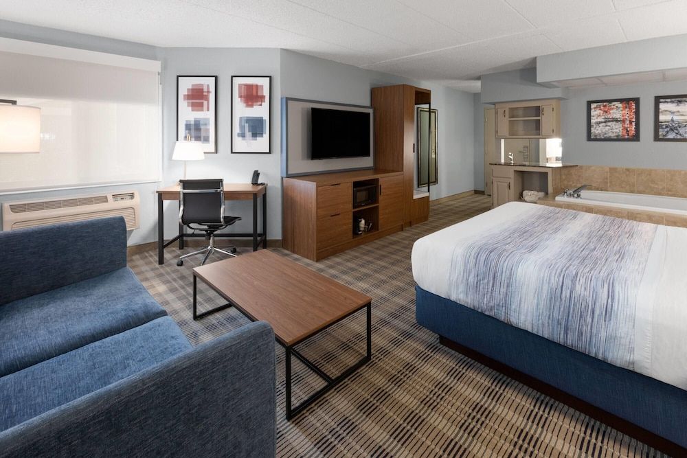 Superior Studio Suite, 1 King Bed, Non Smoking