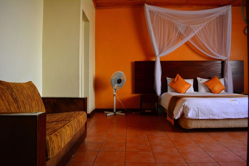 West Breeze Hotel Superior Room 3