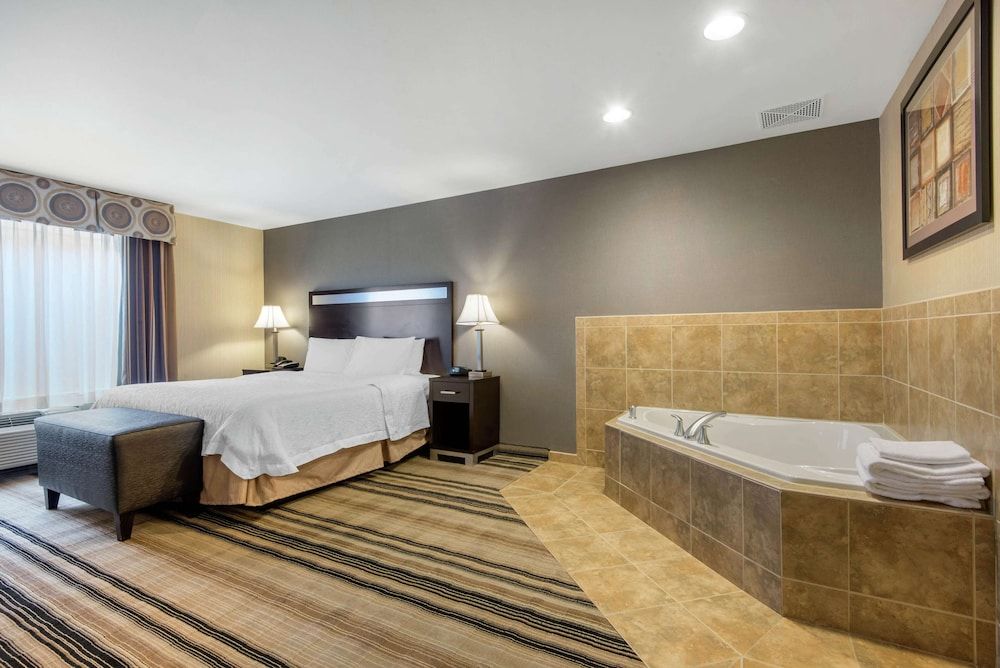 Room, 1 King Bed, Non Smoking