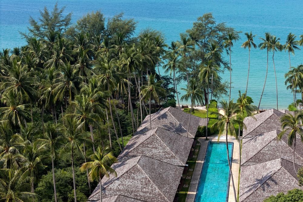 Nikki Beach Resort & Spa Suite, Pool View 3