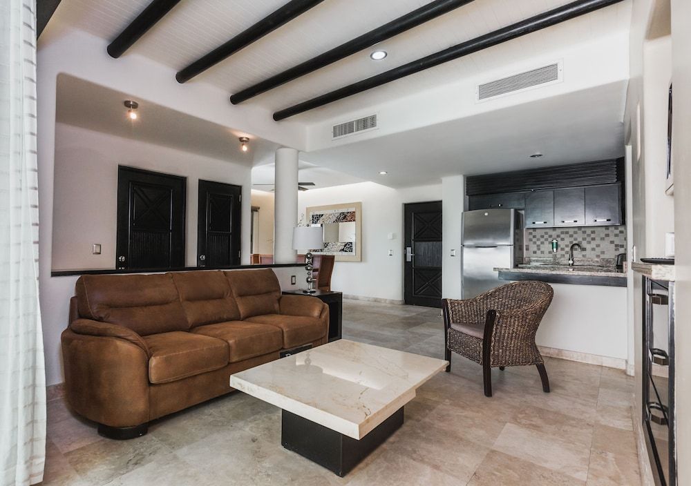 Zafiro Beach Boutique Resort Master Suite 2