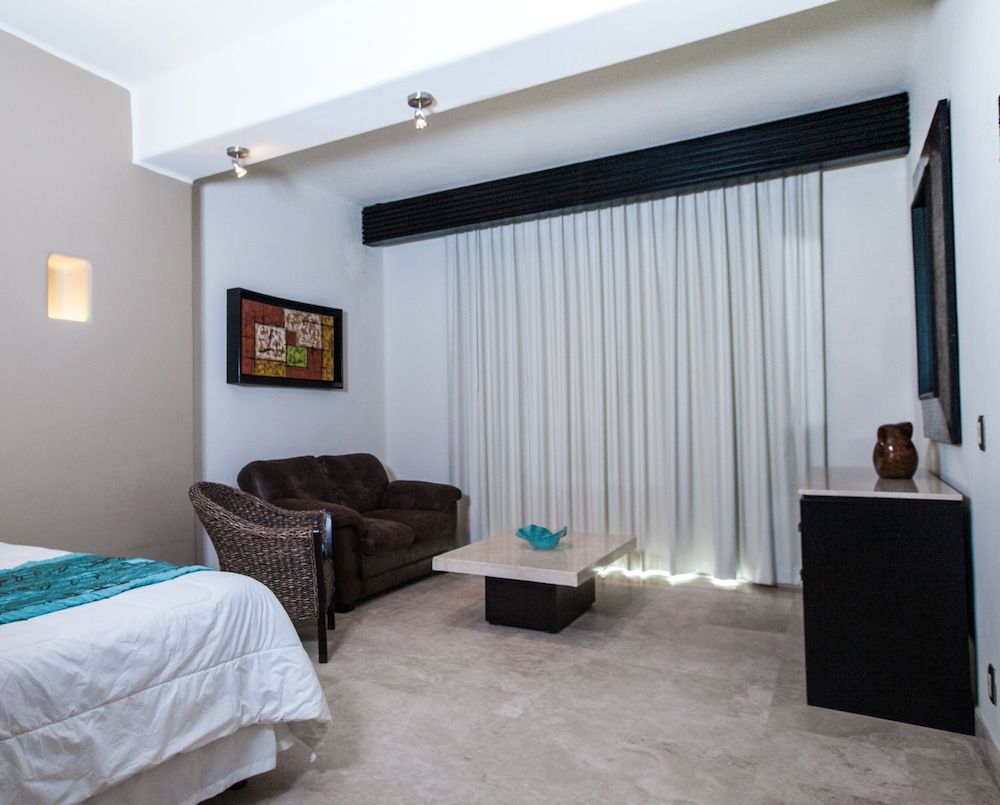 Zafiro Beach Boutique Resort Junior Studio Suite 2