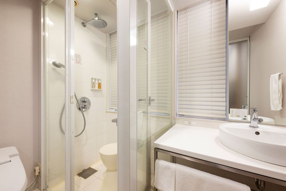 remm Hibiya Economy Double Room - Non-Smoking 6