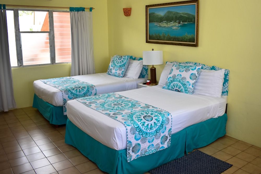 Catamaran Hotel Marina Standard Room, 2 Double Beds, Beachside 2