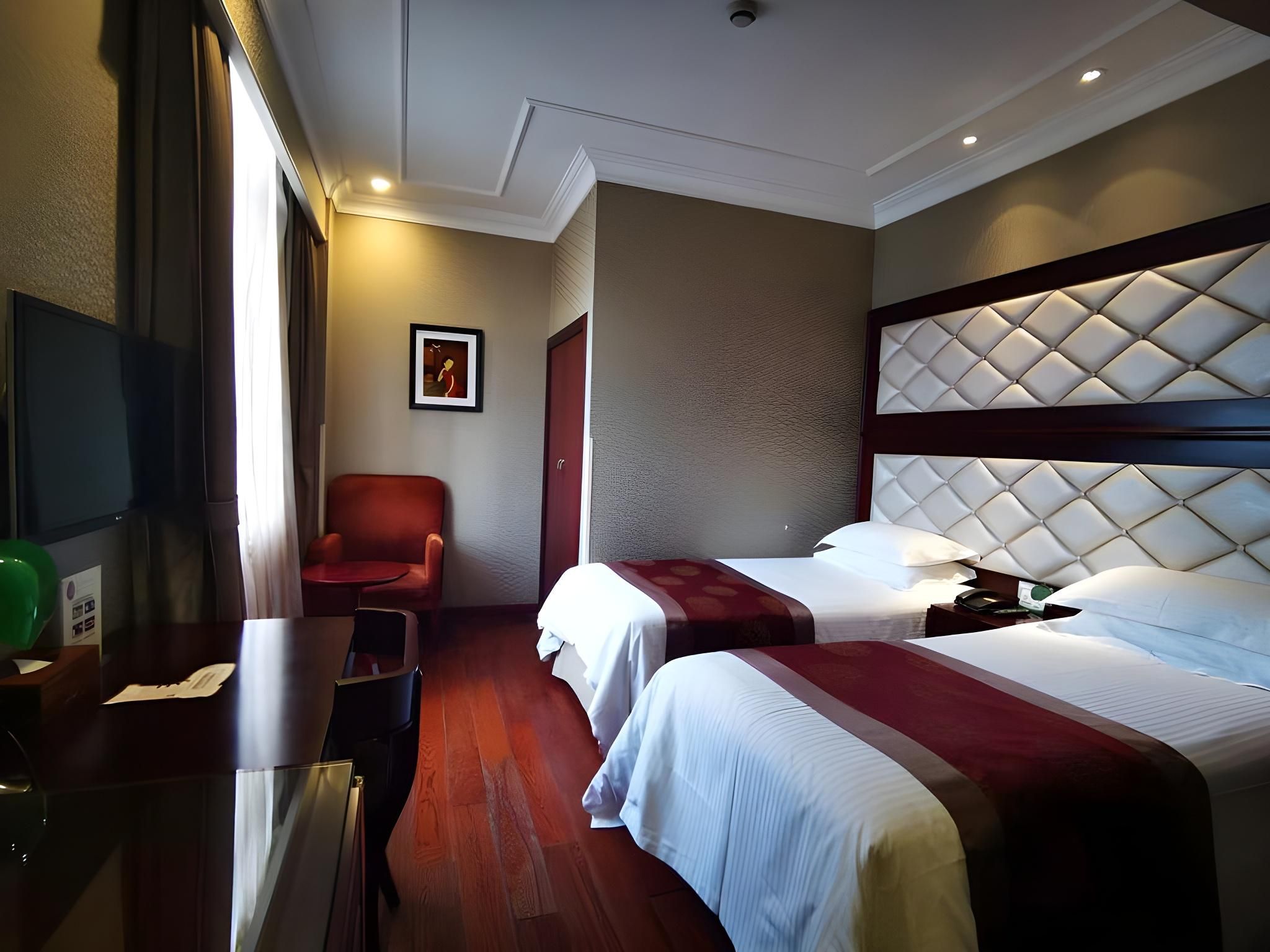 Seventh Heaven Hotel Standard