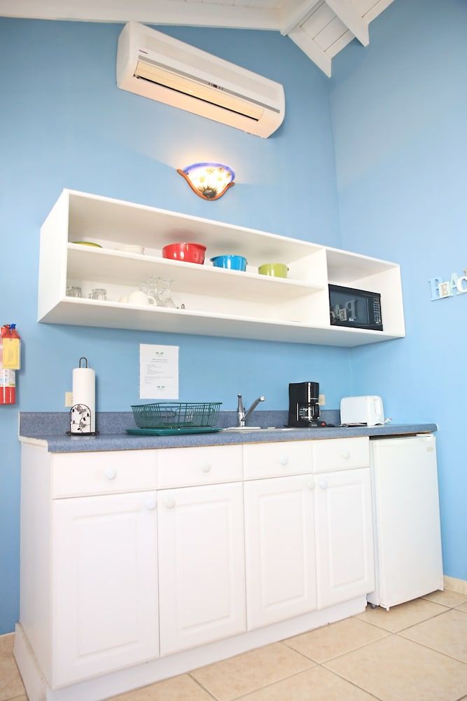 Hideaways Exuma Deluxe Cottage, 1 King Bed, Garden View, Beachside 11