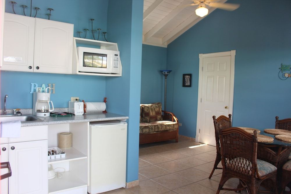 Hideaways Exuma Deluxe Cottage, 1 King Bed, Garden View, Beachside 12