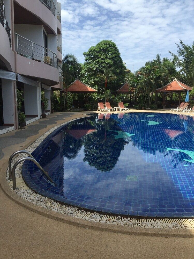 undefined Chaweng Lakeview Condotel 5