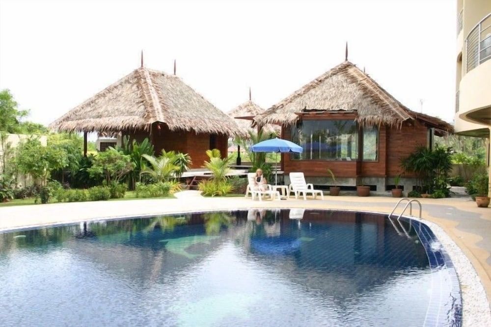 undefined Chaweng Lakeview Condotel 9