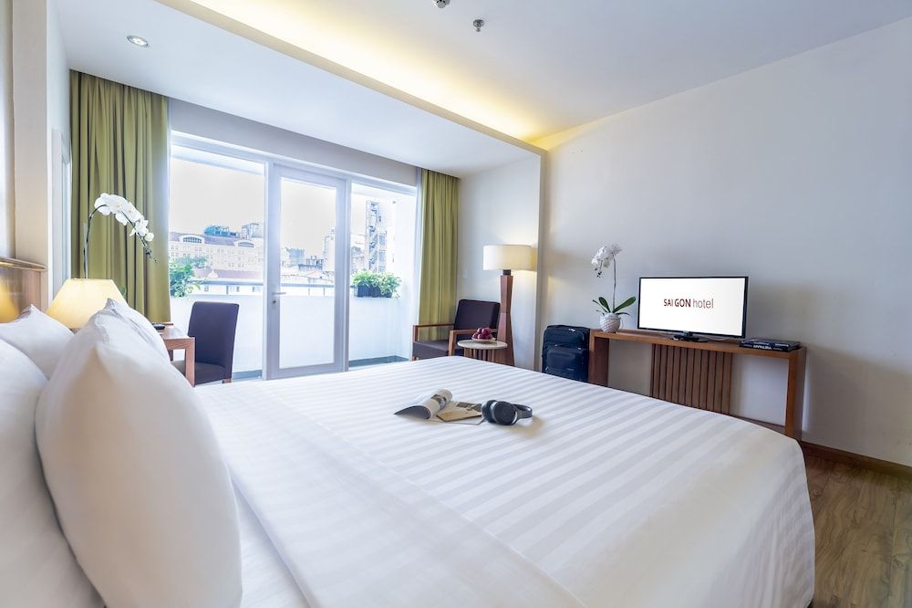 Saigon Hotel Senior Deluxe 4