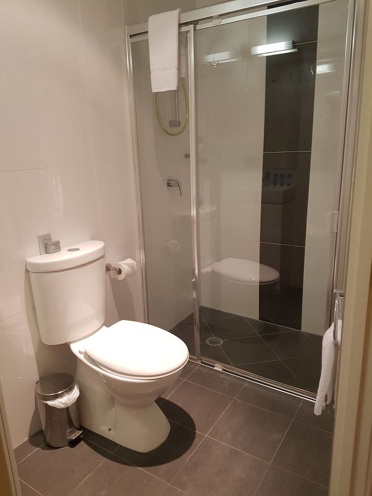 Hotel Chino Economy Room 5