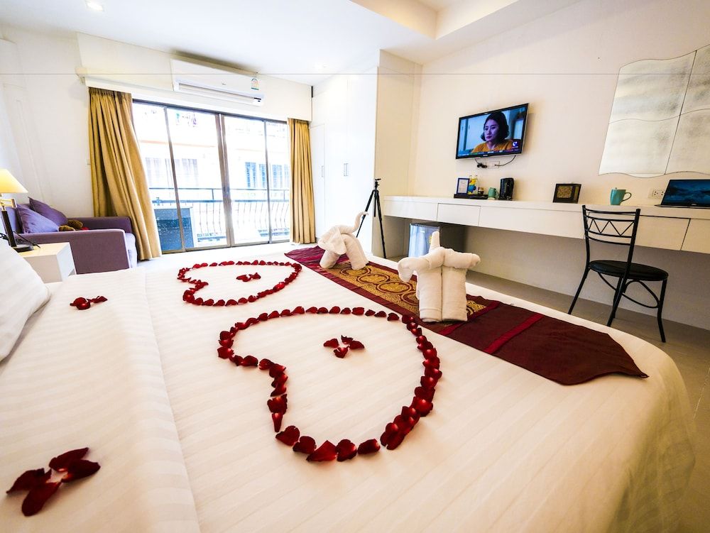 undefined Armoni Patong Beach Hotel 3