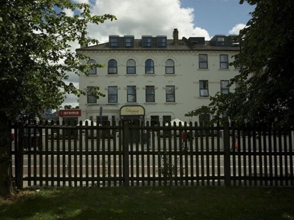 undefined The London Pembury Hotel 9