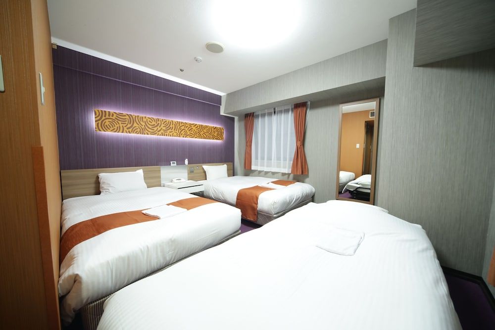 Twin Room + Extra bed, Non Smoking (120cm Beds x 2 + 100cm Bed x 1, up to 3 People, 18.3sqm)