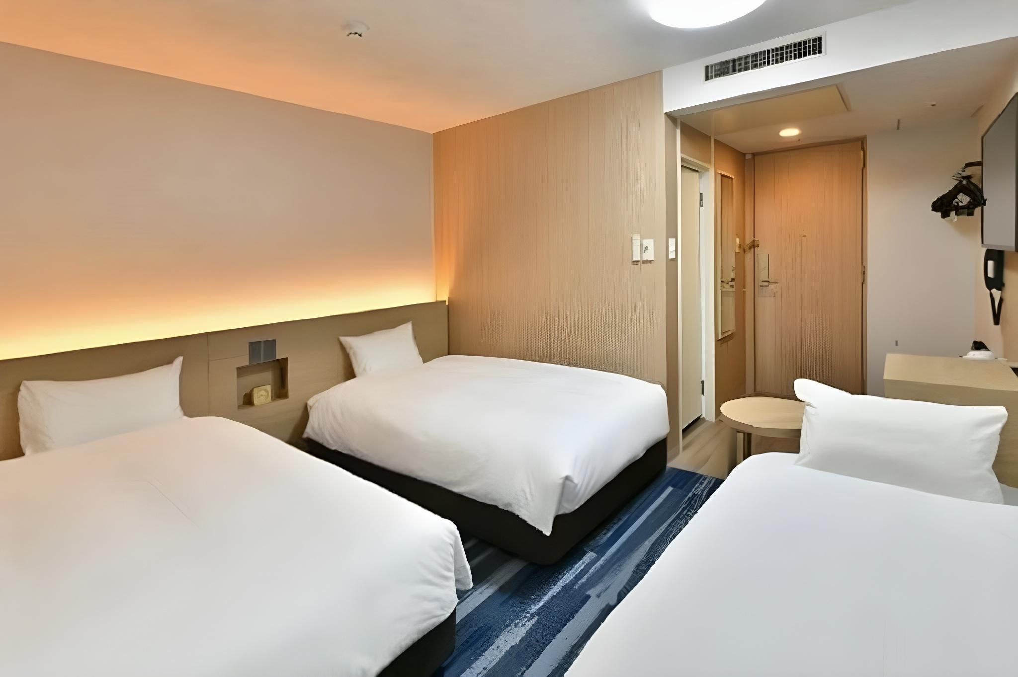 Triple Room - Non-Smoking