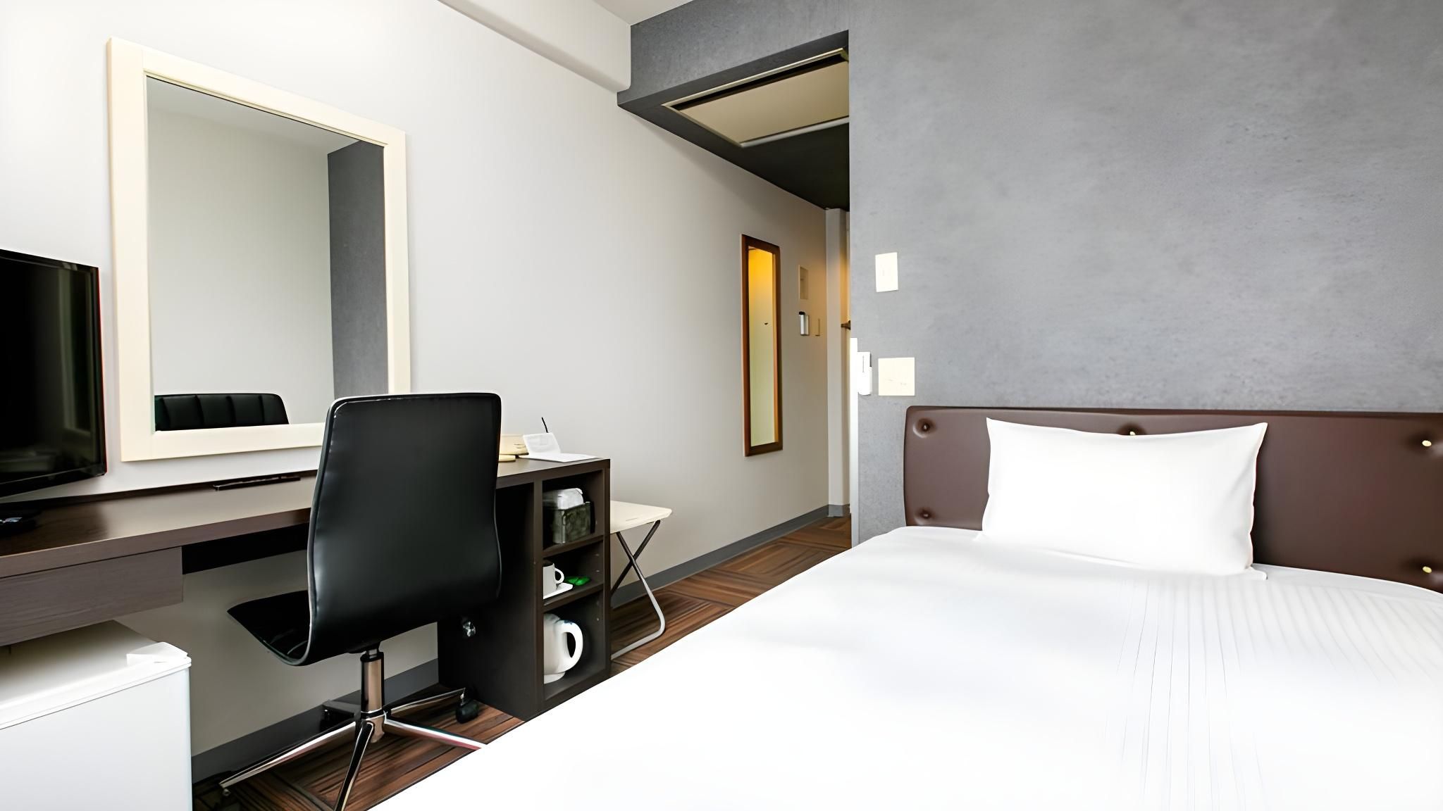 Non-smoking room Semi-double 12.5 square meters
